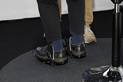 ꡼ No.006Υͥ / TGS 2018϶ǤVR򥵥ݡȤVRCybershoesפʾ˥ä