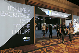 画像ギャラリー No.002のサムネイル画像 / VR向けの円盤型フットコントローラ「3dRudder」にPSVR対応版が登場。ゲームでの操作感を体験してみた