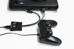 画像ギャラリー No.002のサムネイル画像 / メガドライブおよびPCエンジンでPS4&PS3用コントローラを使えるようにする変換アダプターが発売