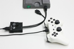 画像ギャラリー No.003のサムネイル画像 / メガドライブおよびPCエンジンでPS4&PS3用コントローラを使えるようにする変換アダプターが発売