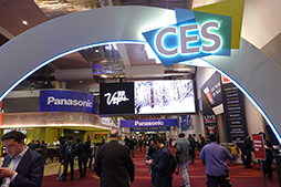 画像ギャラリー No.003のサムネイル画像 / 【西川善司】miniLEDにレーザー光源,巻き上げ有機ELなどなど。テレビやディスプレイはこれから新世代がやってくる!?