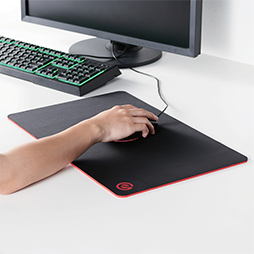 画像ギャラリー No.004のサムネイル画像 / エレコムからゲーマー向けマウスパッド新製品。布製4種類とアルミ製2種類をラインナップ