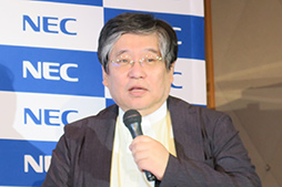 画像ギャラリー No.018のサムネイル画像 / 「PC-8001」を再現した超小型PC「PasocomMini PC-8001」が正式発表。500台限定の40周年記念ノートPCに同梱