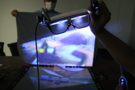 画像ギャラリー No.009のサムネイル画像 / ボドゲ特化を謳うARデバイス「Tilt Five」試遊レポート。AR技術の先に垣間見えるアナログゲームの未来とは