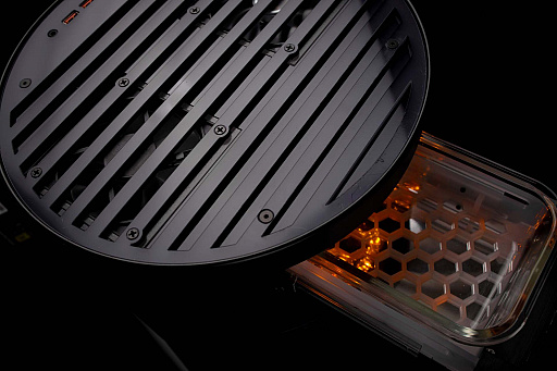 画像ギャラリー No.005のサムネイル画像 / 「KFConsole」,チキンの保温機能を実装した高性能小型PCらしきスペックでついに正式発表