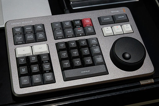 画像ギャラリー No.010のサムネイル画像 / プロチームはもちろん,ゲーマー個人でも作れるオーダーメイドのキーボードやユニフォームをeスポーツ関連展示会で見てきた