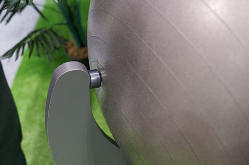 画像ギャラリー No.013のサムネイル画像 / プロチームはもちろん,ゲーマー個人でも作れるオーダーメイドのキーボードやユニフォームをeスポーツ関連展示会で見てきた