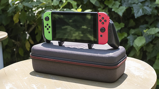 画像ギャラリー No.002のサムネイル画像 / 左右非対称形状で持ちやすさを重視したSwitch/Switch Lite用グリップ「ZenGrip」が国内発売