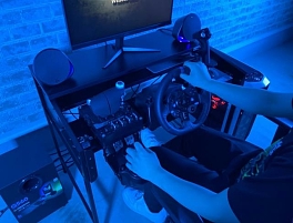 画像ギャラリー No.003のサムネイル画像 / 小さめのゲーマー向けデスク「ARCdesk Slim」がクラウドファンディングで販売開始