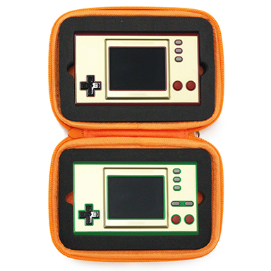 画像ギャラリー No.002のサムネイル画像 / 2台のGAME&WATCHを収納できるポーチがコロンバスサークルから