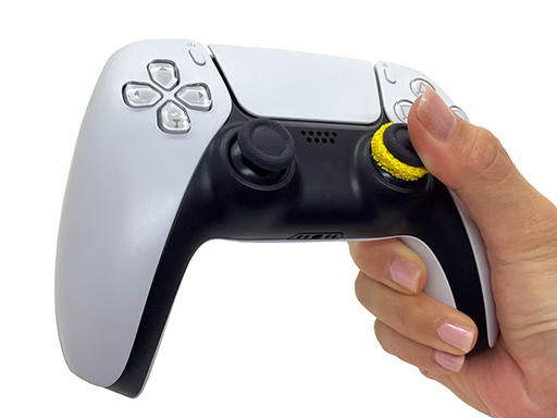 画像ギャラリー No.002のサムネイル画像 / A5,4種類の固さから選べるアナログスティック用リング型アダプタを発売