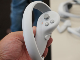 画像ギャラリー No.010のサムネイル画像 / PCでも単体でも使える軽量VR HMD「Pico 4」の予約受付がスタート。パンケーキ型レンズ採用による小型化で装着しやすい