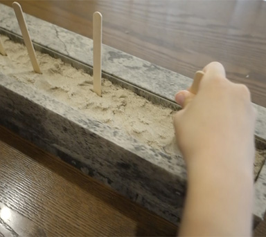 画像ギャラリー No.011のサムネイル画像 / コーラや黒板消しでゲームをプレイ。ちょっと変わったコントローラを体験できるイベント「make.ctrl.Japan4」が10月29日と30日に開催