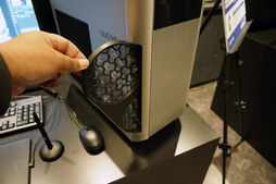 ���������꡼ No.006�Υ���ͥ������ / �����ɥ������֡��ȼ�����PC����������Ѥ������ꥨ����������PC��raytrek 4C�פ�ȯɽ