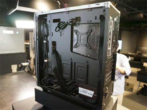 ���������꡼ No.010�Υ���ͥ������ / �����ɥ������֡��ȼ�����PC����������Ѥ������ꥨ����������PC��raytrek 4C�פ�ȯɽ