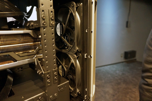 ���������꡼ No.012�Υ���ͥ������ / �����ɥ������֡��ȼ�����PC����������Ѥ������ꥨ����������PC��raytrek 4C�פ�ȯɽ