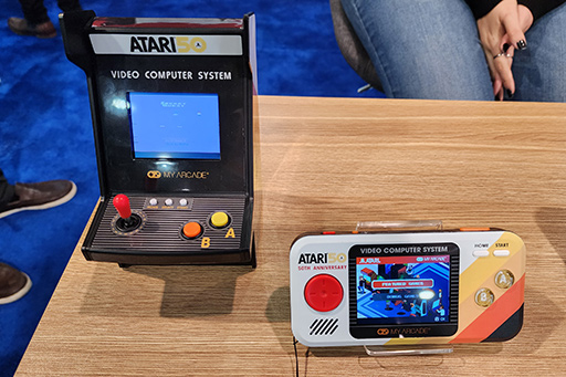 画像集 No.003のサムネイル画像 / Atari 50周年記念のゲーム機が，ミニサイズレトロゲーム機の「My Arcade」から2023年末に登場。実機をチェックしてきた