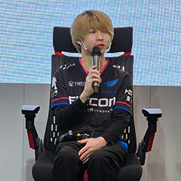 ���������꡼ No.016�Υ���ͥ������ / ���ե����ȶ�Υ��ȡ������ܵ��Ǻ�ä�e���ݡ��ĸ�����������Act Gaming�פ�ȯ�䡣��15���ߤΰػҤκ¤꿴�Ϥϡ�