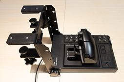 画像ギャラリー No.031のサムネイル画像 / ホリと「War Thunder」が本気で作った本格派フライトスティック「HOTAS Flight Control System」が12月に発売