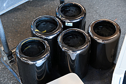 画像ギャラリー No.042のサムネイル画像 / 「PC 捨てたい 方法」。いろいろな捨て方を学んだ結果,かつての相棒の心臓がパソコンファームで“V字破壊”されたEND