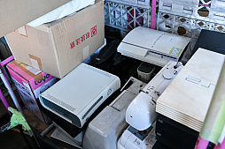 画像ギャラリー No.045のサムネイル画像 / 「PC 捨てたい 方法」。いろいろな捨て方を学んだ結果,かつての相棒の心臓がパソコンファームで“V字破壊”されたEND