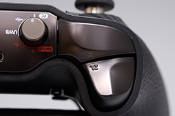 画像ギャラリー No.019のサムネイル画像 / アプリなしでも細かくカスタマイズできるPC&Switch用ゲームパッド「EVOTOP」を体験。高級感あふれるデザインにも惚れた【PR】