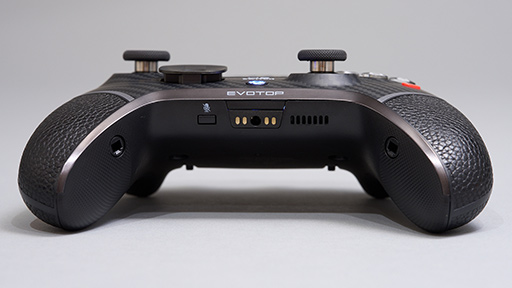 画像ギャラリー No.021のサムネイル画像 / アプリなしでも細かくカスタマイズできるPC&Switch用ゲームパッド「EVOTOP」を体験。高級感あふれるデザインにも惚れた【PR】