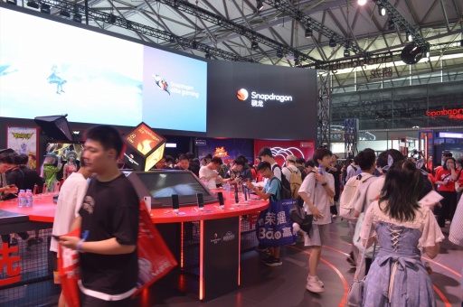 ꡼ No.001 | AYANEOοѷߥåܵʤɡSnapdragon֡ǸĤӥൡAndroidǥХCJ2025