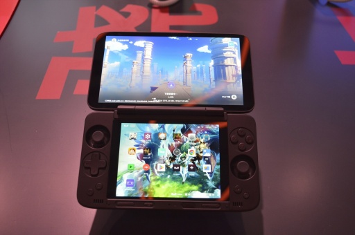 ꡼ No.002 | AYANEOοѷߥåܵʤɡSnapdragon֡ǸĤӥൡAndroidǥХCJ2025