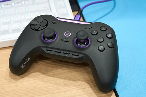 ꡼ No.004Υͥ / ˭٤ʳĥܥPCѥåɡGENESISפAndGAMER֡ŸȯͽͭELǥץ쥤TGS2025