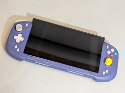 画像ギャラリー No.019のサムネイル画像 / Switch2用合体型ゲームパッド「abxylute N6」をレビュー。ゲームキューブをイメージしたデザインにマクロや連射機能を搭載