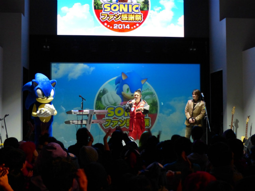 ꡼ No.002 | ꡼ǿSonic Runnersפȯɽ줿֥˥å ե󴶼պ 2014ץݡȡɥåդˤ饤֤Ǥ200̾ʾΥեǮ