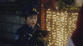 画像ギャラリー No.009のサムネイル画像 / PS Vitaのクリスマスキャンペーン用TVCM「子ども警官篇」が公開に