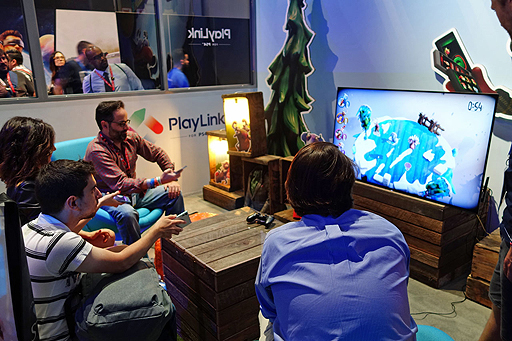 ���������꡼ No.015�Υ���ͥ������ / ��E3 2017�ϥ��ޥۤ�Ȥä�PS4��ͷ�֡�PlayLink FOR PS4�ס������б������ȥ�4�ܤ��θ����Ƥ���