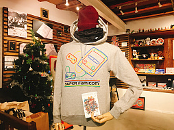 画像ギャラリー No.021のサムネイル画像 / エディットモード，「スーパーファミコン」をテーマにした冬物の新作を12月18日に発売。イベントも開催中