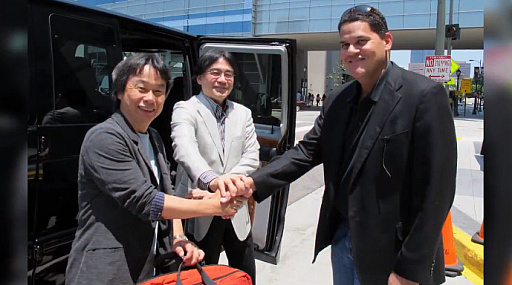 画像ギャラリー No.003のサムネイル画像 / 米国任天堂の社長レジナルド・フィサメィ氏が退社。後任はEA出身のダグ・バウザー氏に