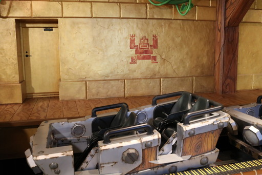 画像ギャラリー No.009のサムネイル画像 / USJの新エリア「ドンキーコング・カントリー」現地レポート。12月11日のオープンに先がけて「黄金のしんでん」内部を公開