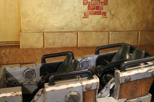 画像ギャラリー No.011のサムネイル画像 / USJの新エリア「ドンキーコング・カントリー」現地レポート。12月11日のオープンに先がけて「黄金のしんでん」内部を公開