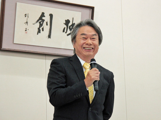 画像ギャラリー No.002のサムネイル画像 / 任天堂の宮本茂氏が文化勲章を受章。「スーパーマリオ」誕生の裏話から生成AI時代の創作論，若き開発者への想いまでが語られた記者会見をレポート