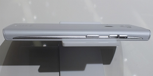 ꡼ No.022 | եȥХ󥯤βƥޥۡAQUOS PHONE Xx 206SHARROWS A 202F򤸤ä꿨äƤϥɥǥ2μϤϤˡ