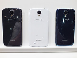 画像ギャラリー No.005のサムネイル画像 / 全機種クアッドコアでバッテリーも増量。NTTドコモが2013年夏モデルスマートフォンを発表