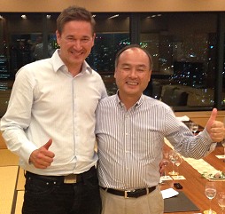 ꡼ No.001Υͥ / Clash of Clansפ򻱲ˡեȥХ󥯤ȥۡNo.1夲ؤХ륲೫ȯSupercellγȯɽ