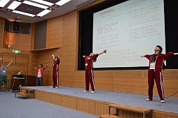 画像集#019のサムネイル/リゾートホテルに2泊3日でアプリ開発。「スマートフォンアプリジャム2014」2日目朝までの模様をレポート