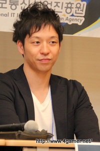 ������#005�Υ���ͥ���/���ޥۥ��ץ�Υޡ����ƥ��󥰤ˤ�������פʥݥ���ȤȤϡ����ڹ񥢥ץ�Υȥ��ɤ�Ҳ𤹤륫��ե���󥹤Ǽ»ܤ��줿��Twitter Japan�䥵���С�����������Ȥʤ�5�ͤζȳ��ط��Ԥˤ�륻�å������ݡ���