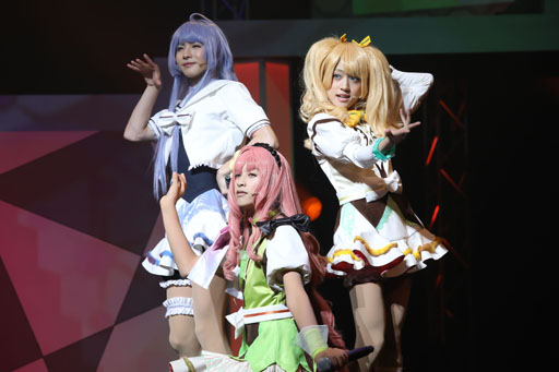 画像ギャラリー No.004のサムネイル画像 / 舞台「アイ★チュウ ザ・ステージ 〜Rose Écarlate deux〜」のゲネプロレポートが公開