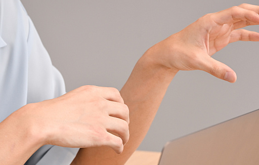 画像ギャラリー No.012のサムネイル画像 / GameWithに,4Gamerが攻略wikiの話を聞いた。だって「ぇぇ!? あいつと私が今日から一つ屋根の下で同棲生活ぅ!?」なの……