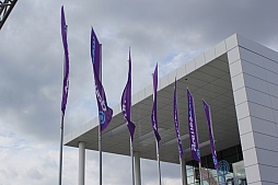 ꡼ No.017 | gamescomϥ衼åѺΥ।٥ȡgamescom 2013פ2013ǯ821˳šPlayStation 4/Xbox OneΥץ쥤֥Ÿ䡤緿ȥκǿܤޤ