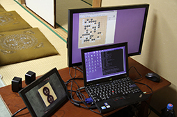 画像ギャラリー No.006のサムネイル画像 / 「第1回囲碁電王戦」，コンピュータ囲碁ソフトZenが小沢一郎氏との対局を制す