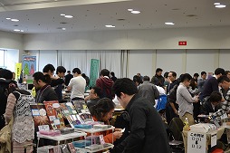 画像集#004のサムネイル/大人から子供まで楽しめるボードゲームの祭典,「ゲームマーケット2014大阪」会場レポートをお届けします