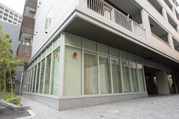 画像ギャラリー No.002のサムネイル画像 / 君は「東京バーチャルサーキット」を知っているか? ユークスが仕掛ける“サーキット”でフォーミュラカーとポルシェを駆ってきた